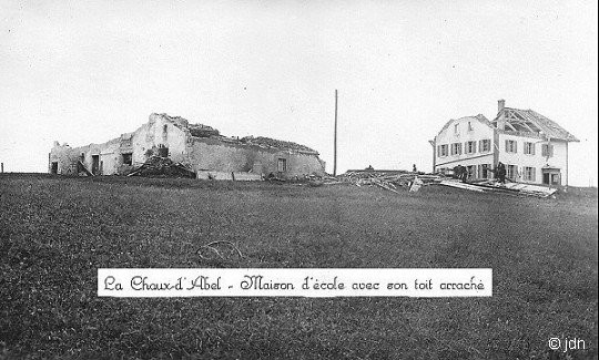 Datei:19260612 01 Tornado La Chaux-de-Fonds Plaquette Comm28.jpg