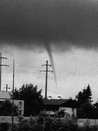 Tornado am 06.07.1997 bei Urtenen-Schönbühl (BE)