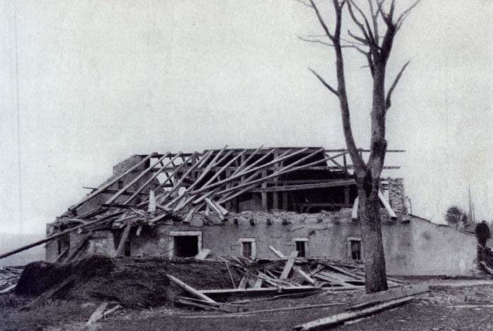 Datei:19260612 01 Tornado La Chaux-de-Fonds Plaquette Comm12.jpg