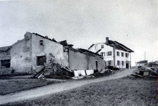 Datei:19260612 01 Tornado La Chaux-de-Fonds Plaquette Comm19.jpg