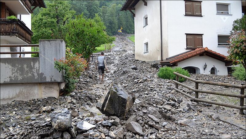 Datei:20130720 01 Flood Saas im Praettigau GR Kapo01.jpg