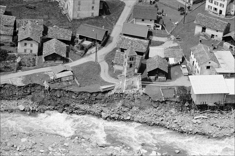 Datei:19780807 01 Flood Suedschweiz Arno Balzarini Cebbia Misox.jpg