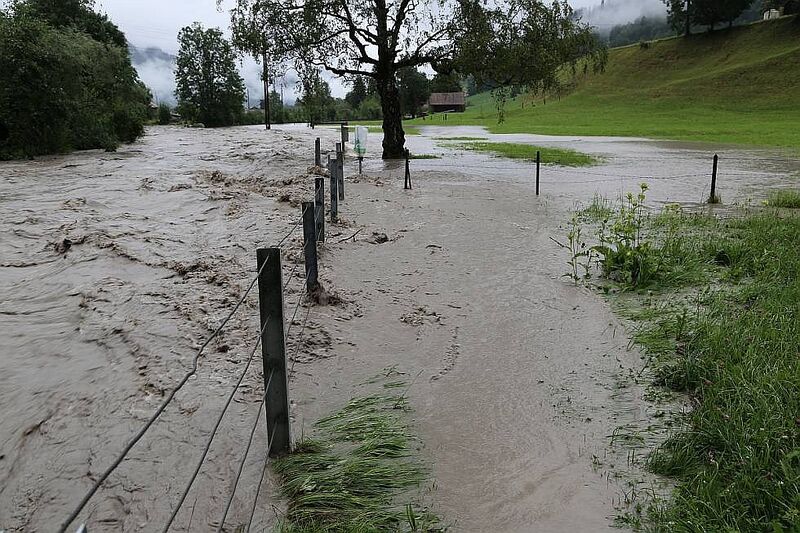 20140722 01 Hochwasser im Berner Oberland Kander Blick Philippe Gyarmati.jpg
