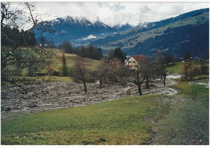 Datei:20021116 01 Flood Tessin TI Ena Hirschi Paspels.jpg