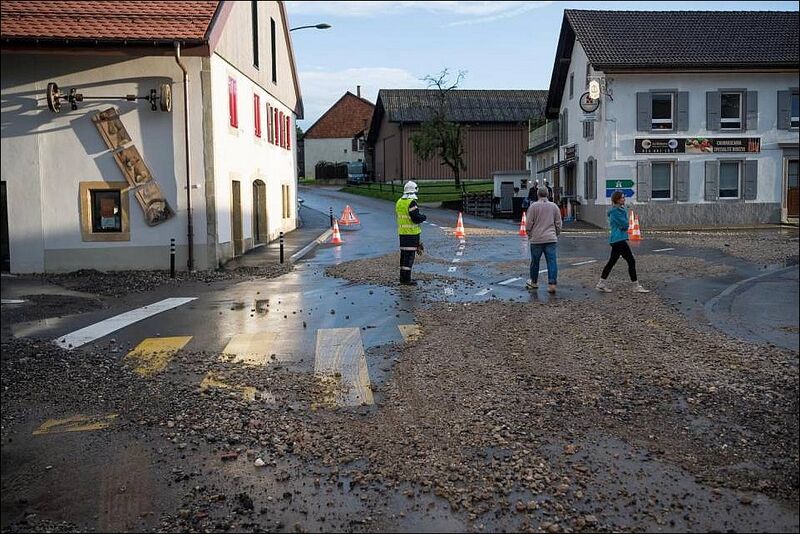 Datei:20190615 01 Flood Cossonay VD Corcelles-sur-Chavornay02.jpg