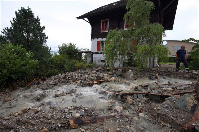 20160724 02 Flood Oberwil ZG Feuerwehr Zug.jpg