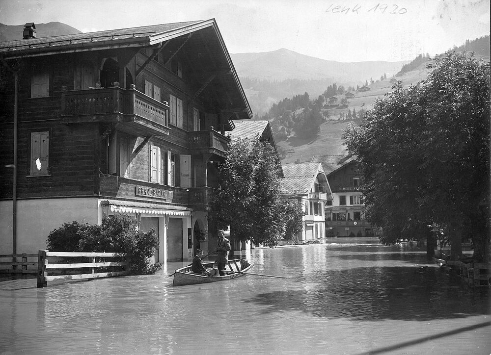19300701 02 Flood Lenk BE Gottlieb Müller01.jpg