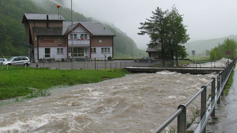 Datei:20130602 01 Hochwasser Ostschweiz und Hochrhein FischereivereinAppenzell02.jpg