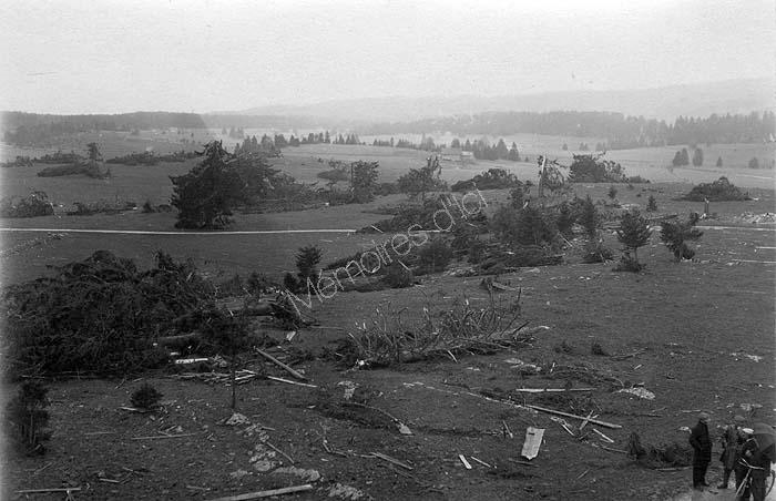 Datei:19260612 01 Tornado La Chaux-de-Fonds NE12.jpg