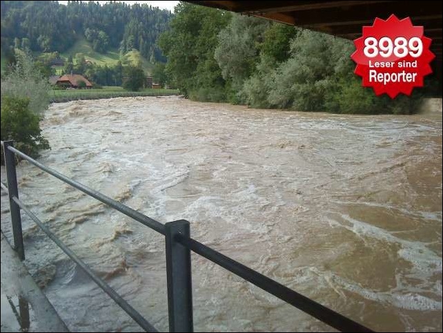 Datei:20100729 02 Flood Oberaargau BE Leserreporter.jpg