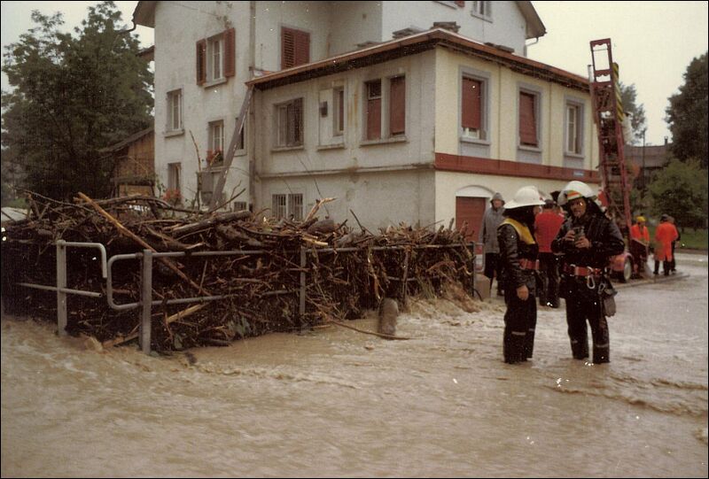 Datei:19840810 01 Flood Wetzikon ZH Talhof Kempten 01.jpg